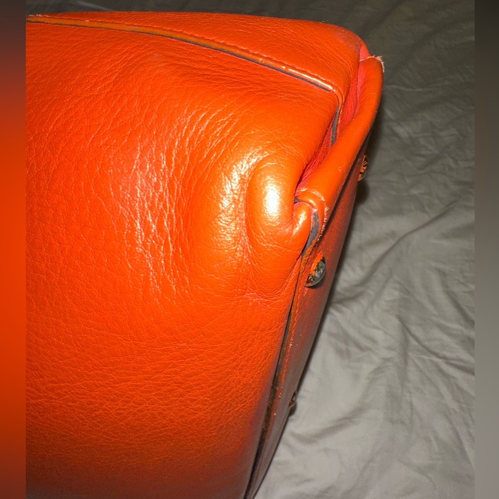 💎 RARE MCM (+COA) Limited Ed Aren Leopard Visetos Tote with Orange Leather Trim - Picture 11 of 14